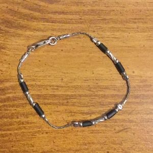 925 Sterling silver bracelet with black spacers 7"